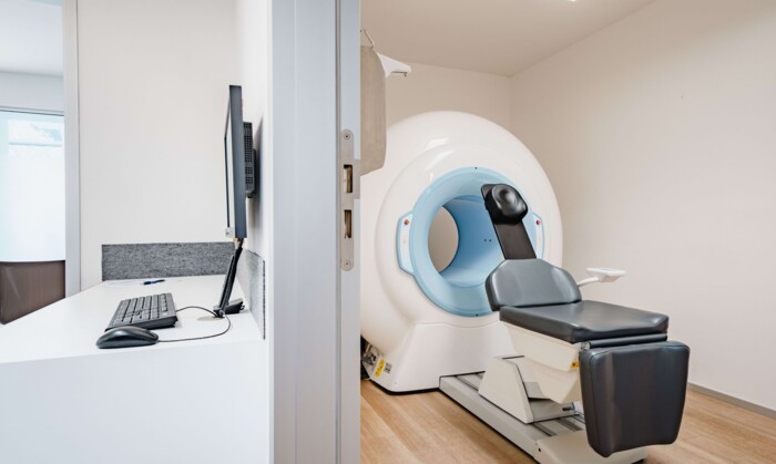 Moderne Ausstattung und Technik in der Praxisklinik